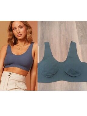 Knix | LuxeLift Seamless Scoop Neck Pullover Wireless Bra In Deep Sea